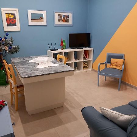 Casa Vacanze Rosa Aci Trezza Buitenkant foto