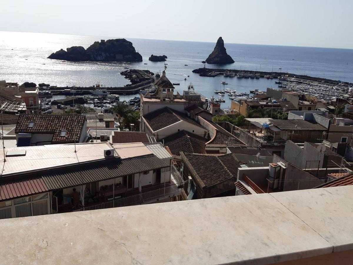 Casa Vacanze Rosa Aci Trezza Buitenkant foto