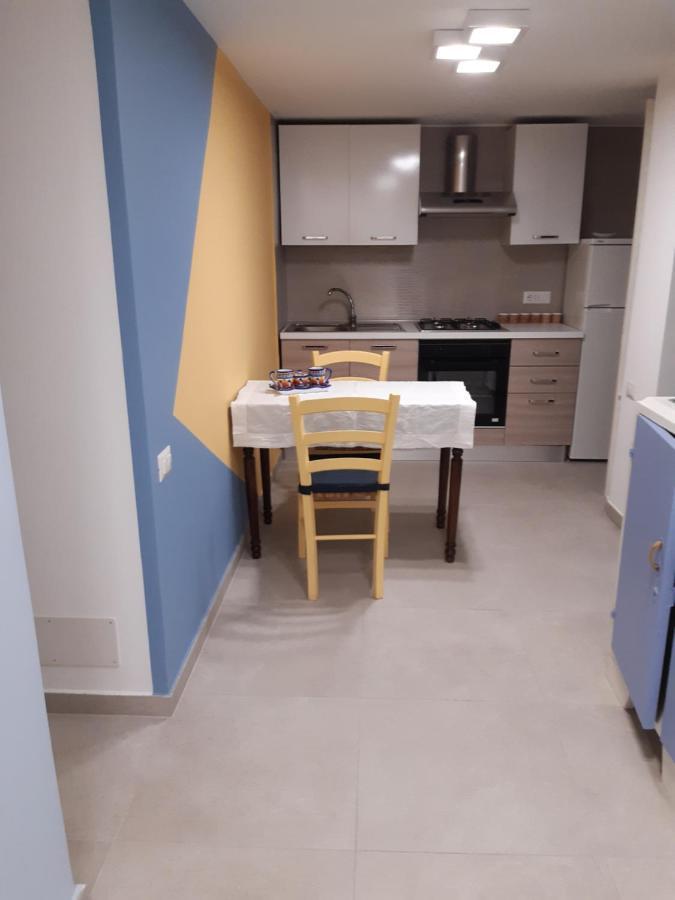 Casa Vacanze Rosa Aci Trezza Buitenkant foto