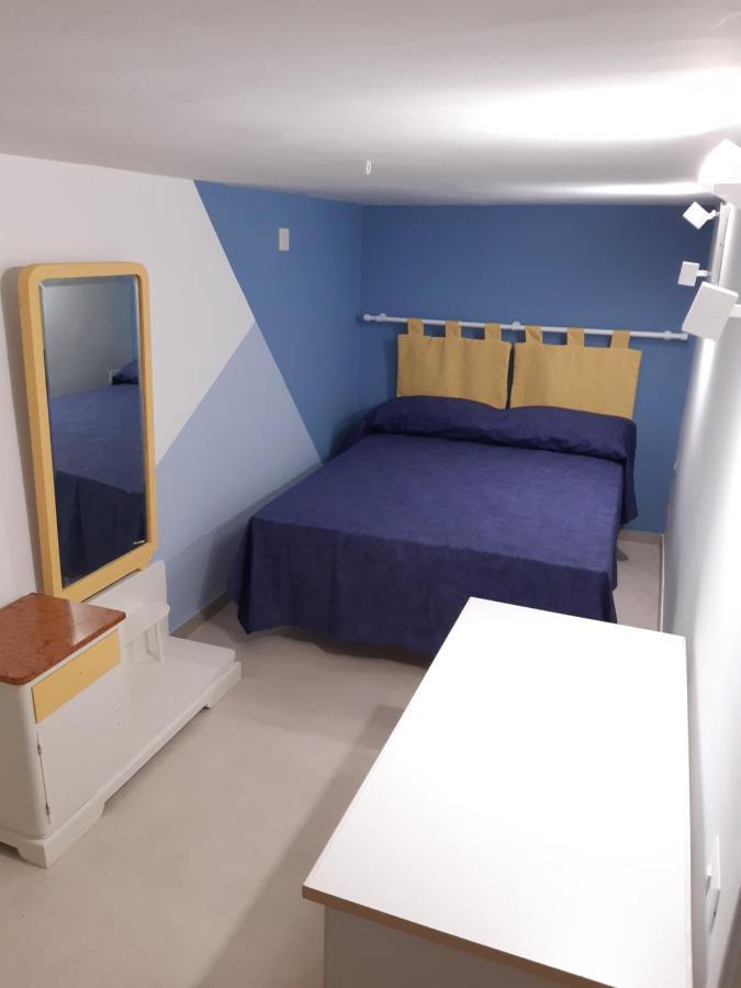 Casa Vacanze Rosa Aci Trezza Buitenkant foto